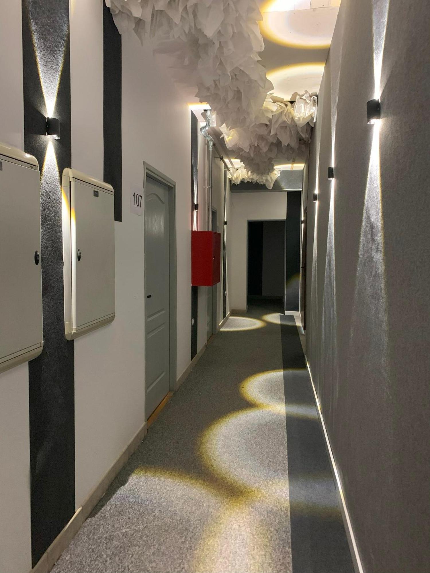 To Be Hostel Cracovie Extérieur photo